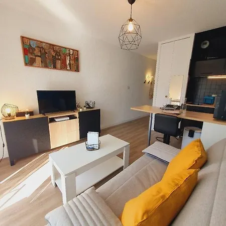 Maya Parking Clim Wifi Centre-ville Et Port - Rossiconciergerie - Linge Inclus Apartment *